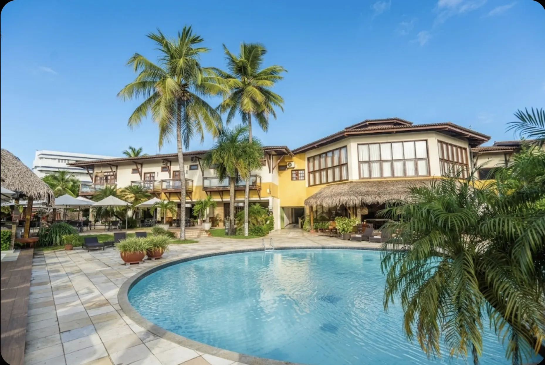 Vista Aérea da Piscina no Hotel Solar